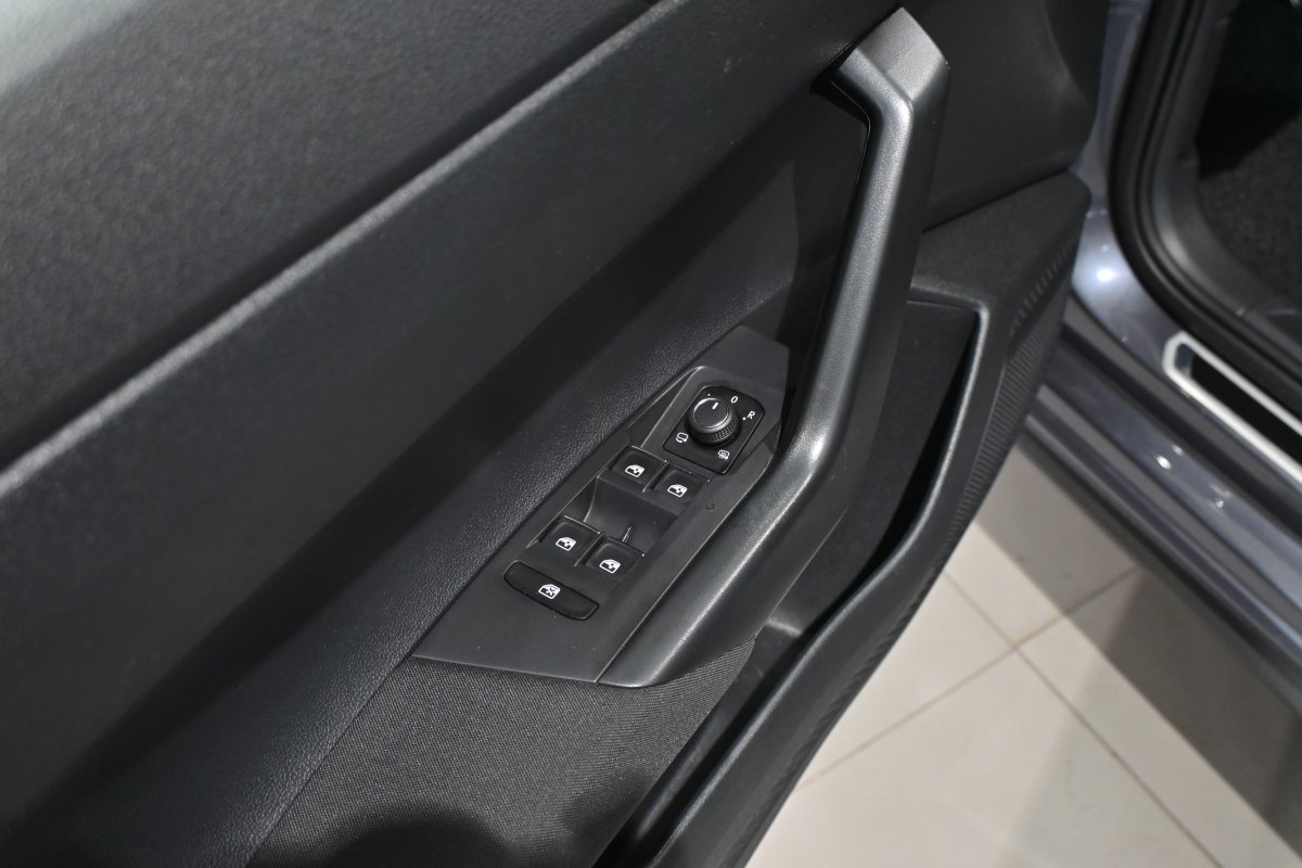 Foto Volkswagen Polo 24