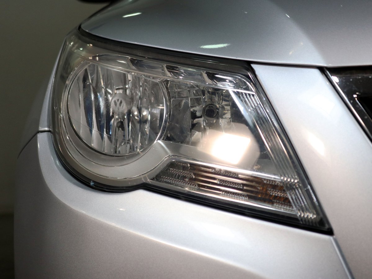 Foto Volkswagen Tiguan 9