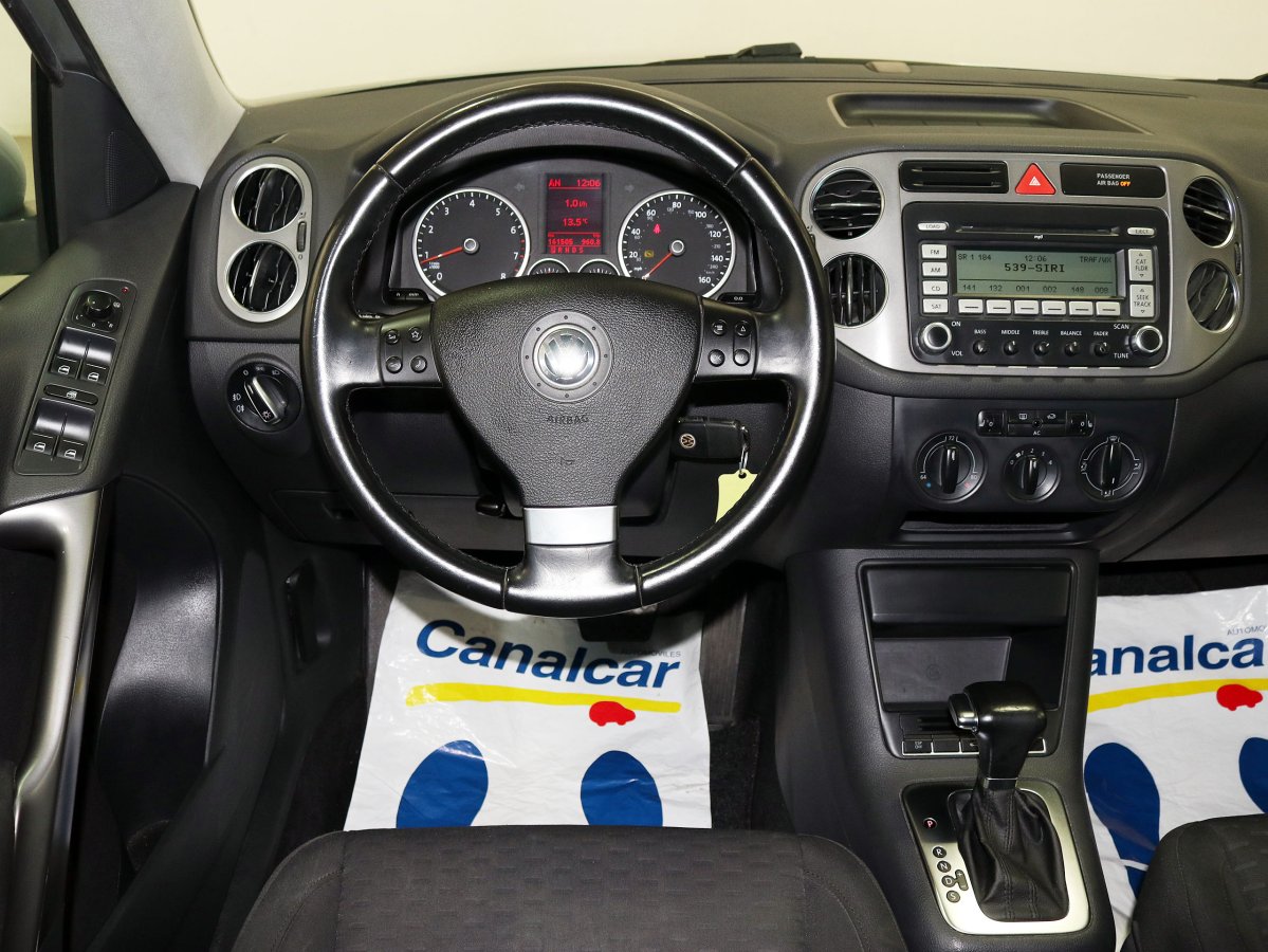 Foto Volkswagen Tiguan 16