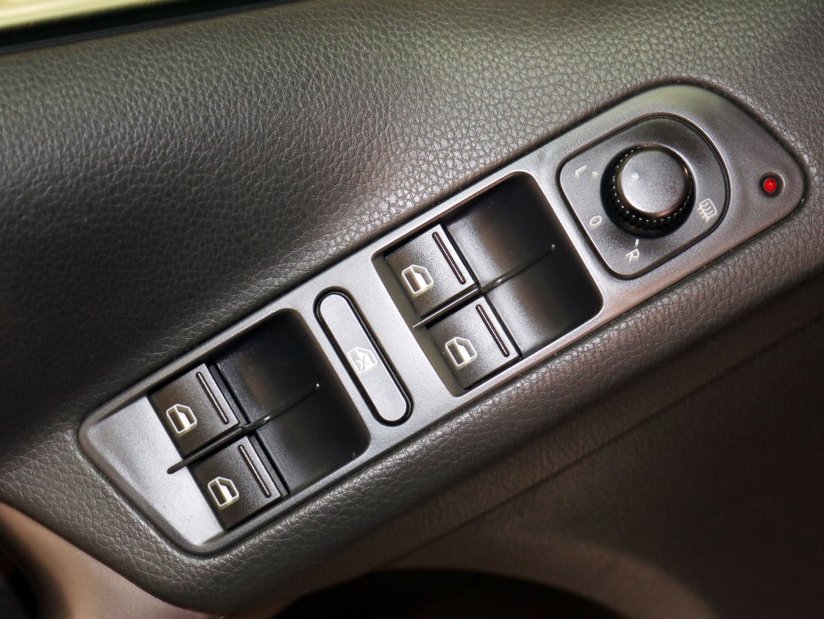 Foto Volkswagen Tiguan 22