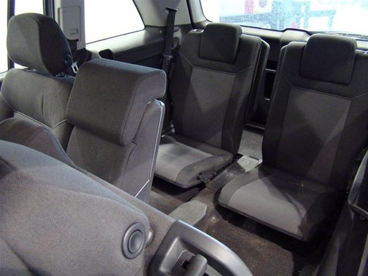 Foto Opel Zafira 11