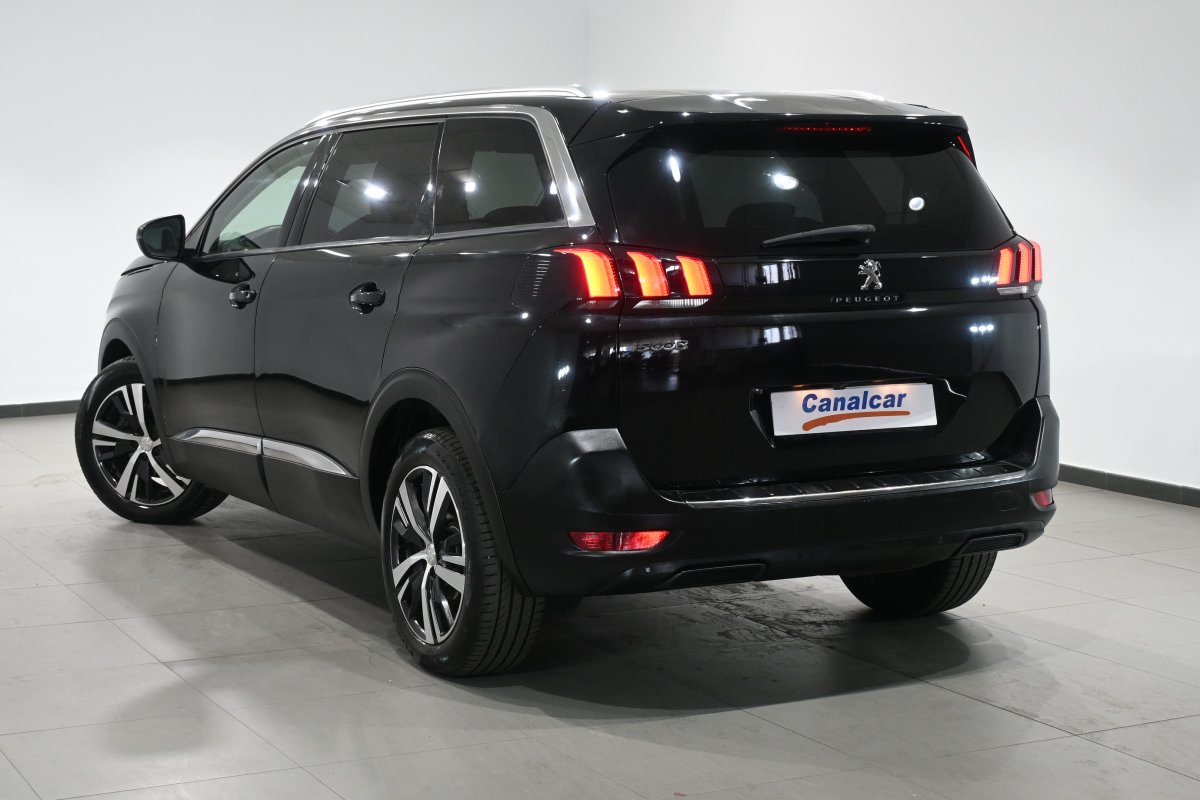 Foto Peugeot 5008 6