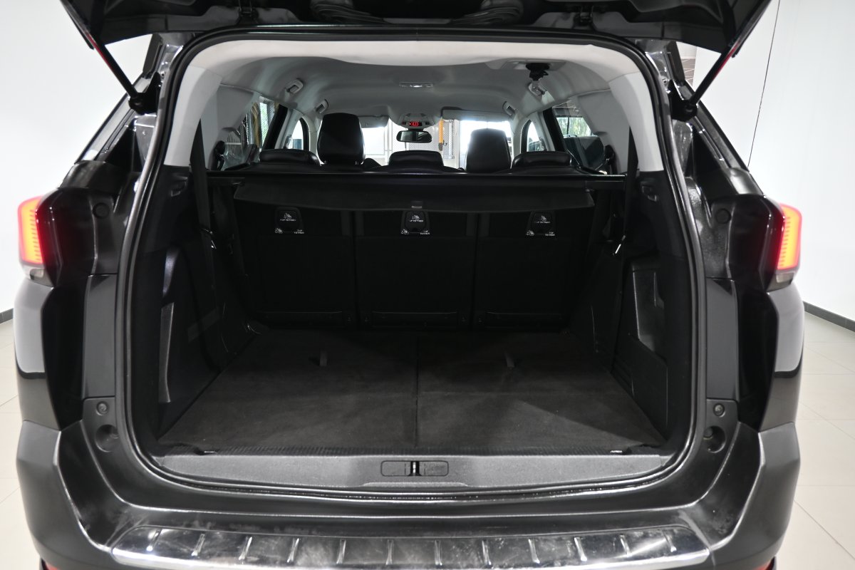 Foto Peugeot 5008 8