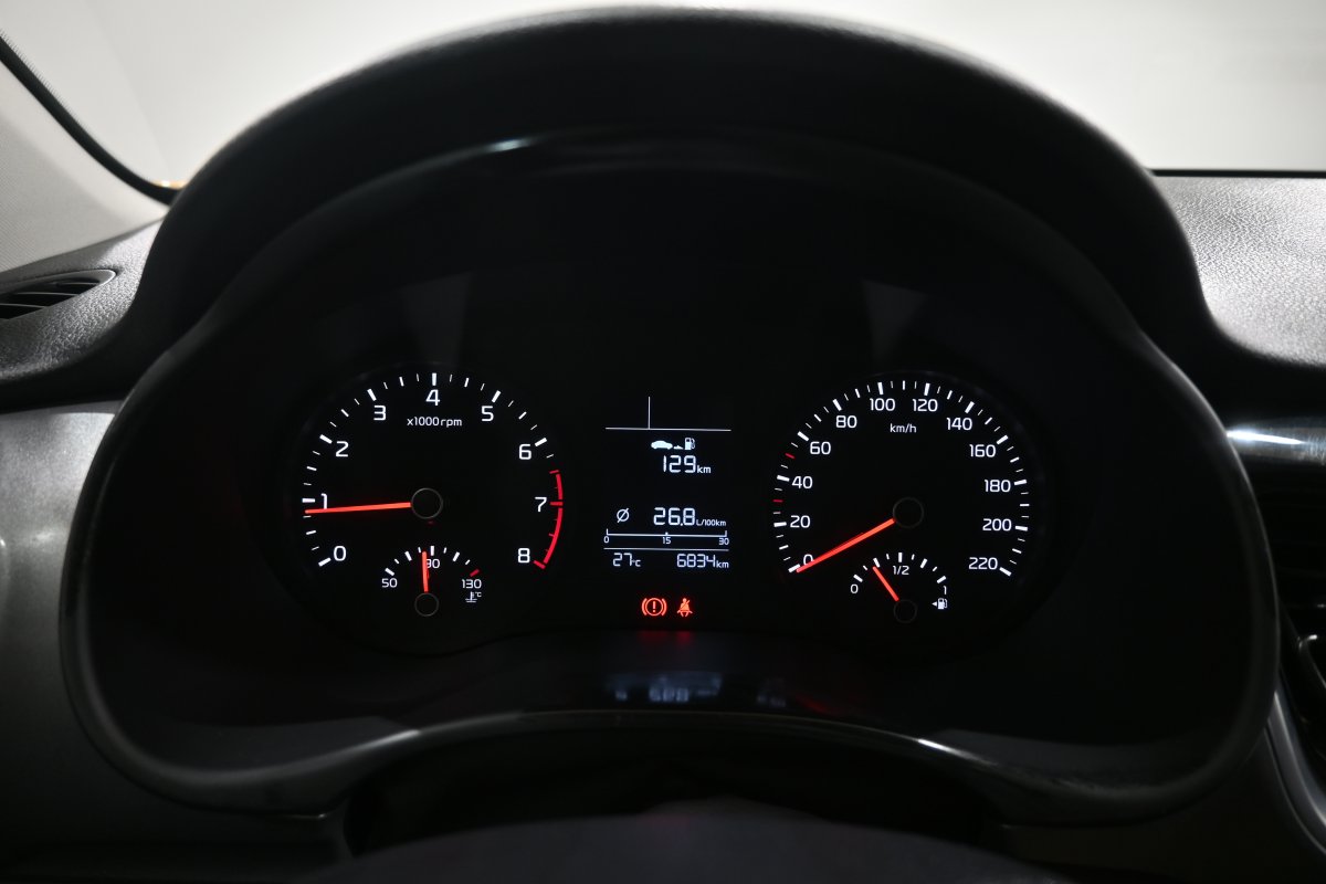 Foto Kia Stonic 14