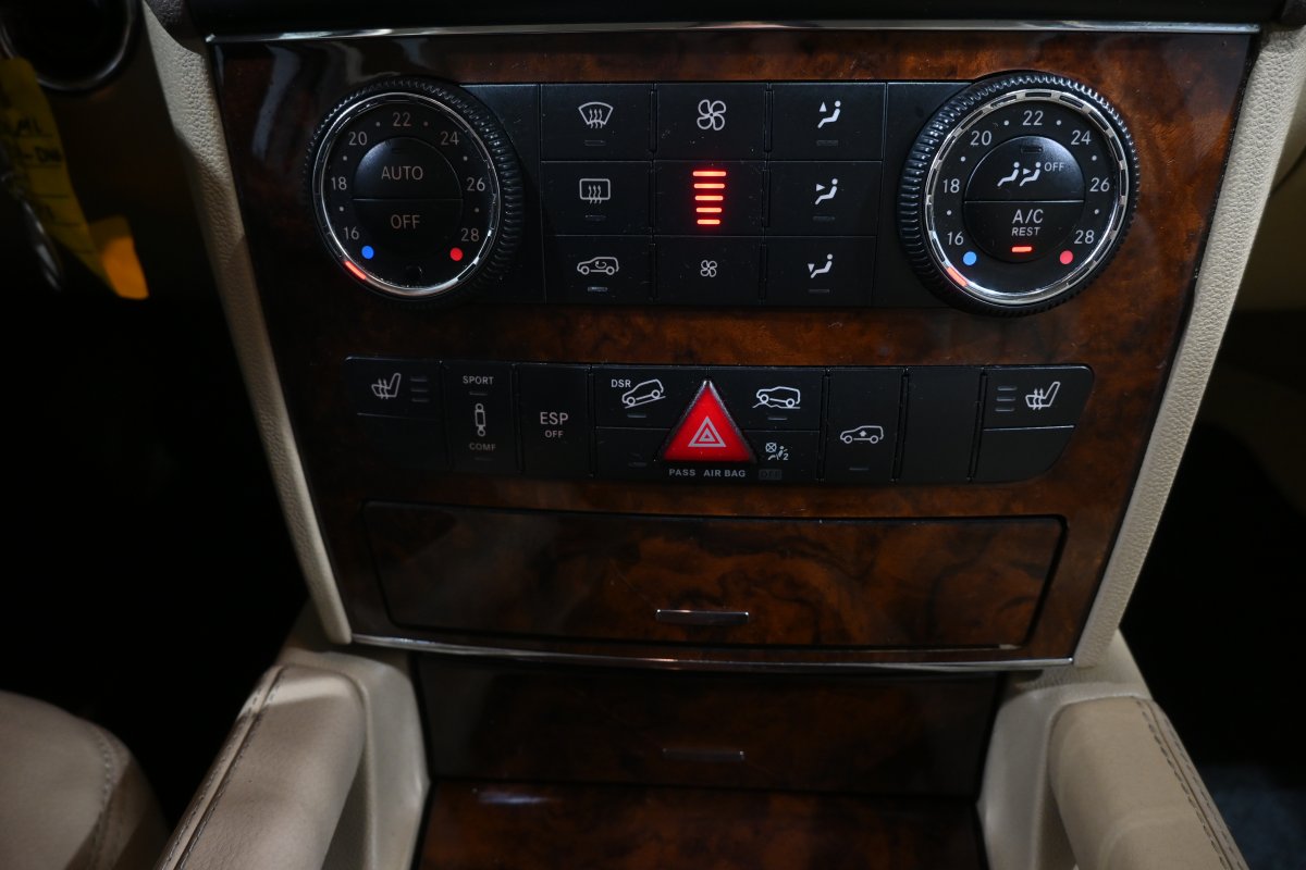 Foto Mercedes-Benz ML 17