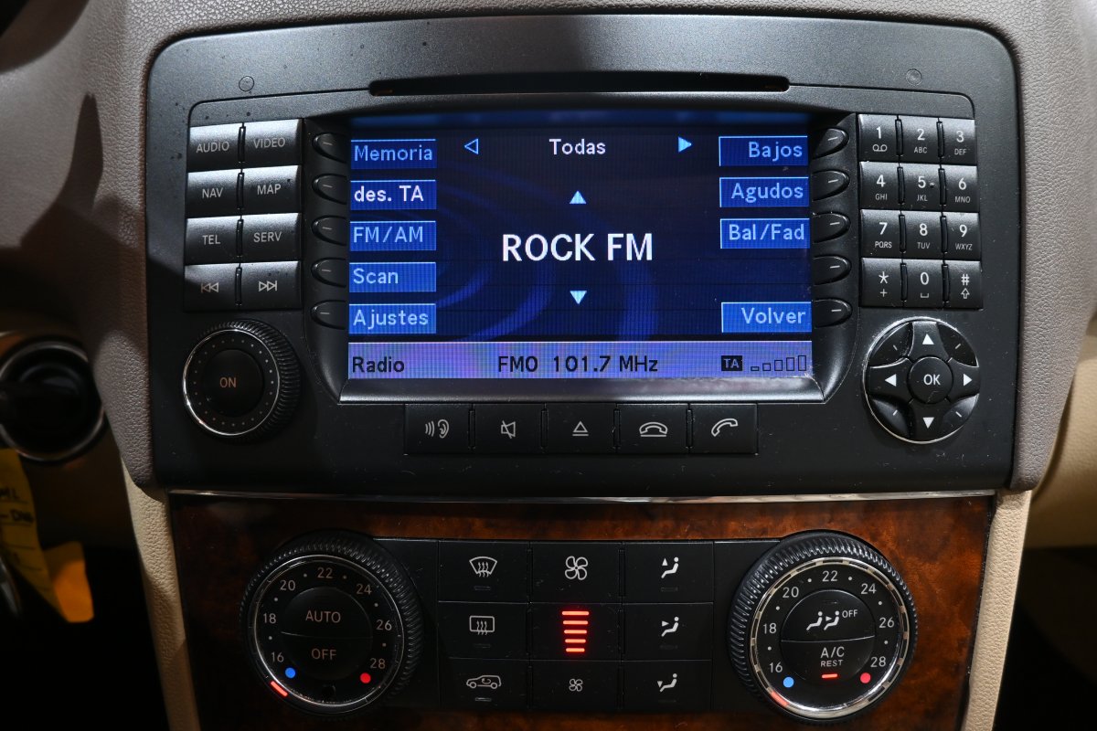 Foto Mercedes-Benz ML 16