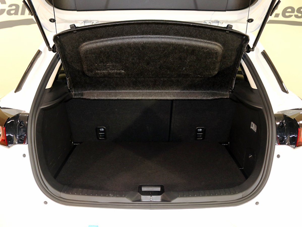 Foto Mazda CX-3 8