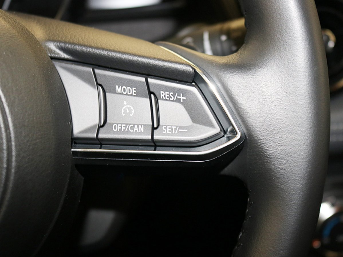 Foto Mazda CX-3 27