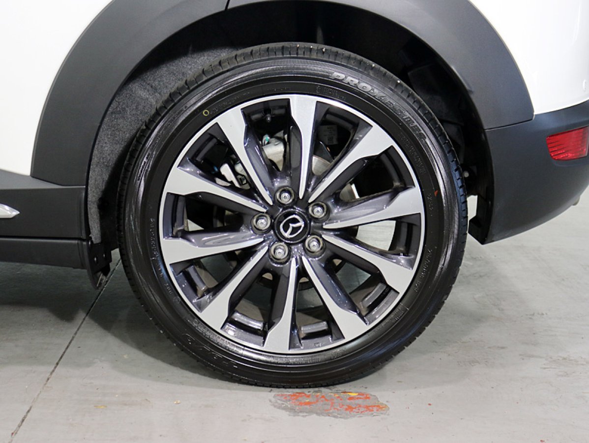 Foto Mazda CX-3 33