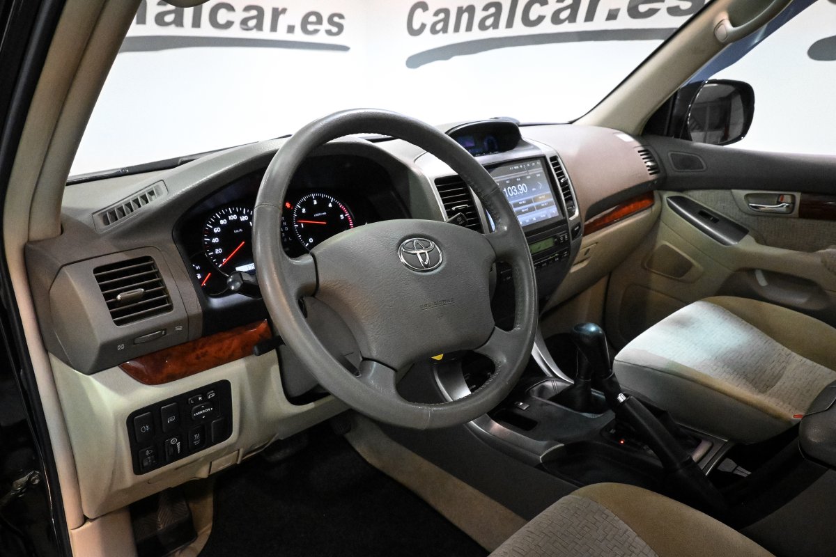 Foto Toyota Land 10
