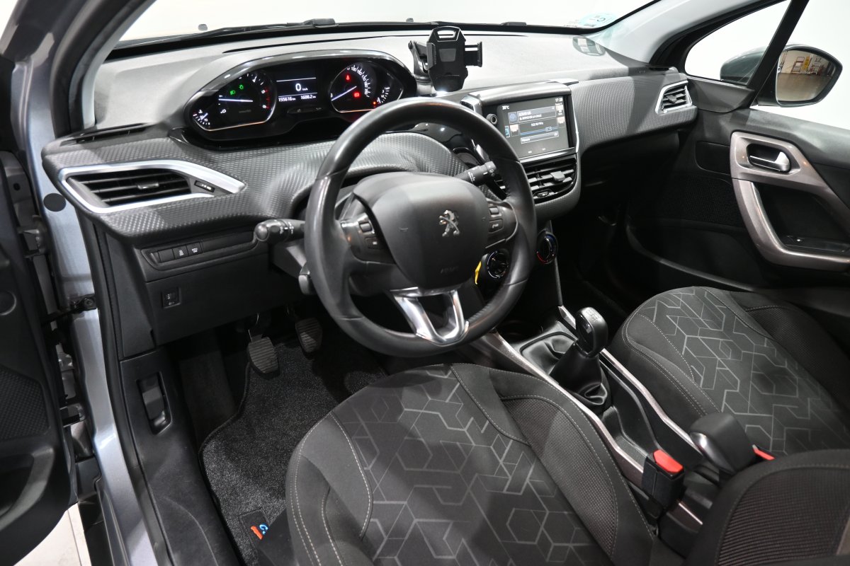 Foto Peugeot 2008 9