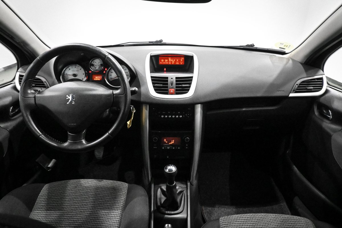 Foto Peugeot 207 19