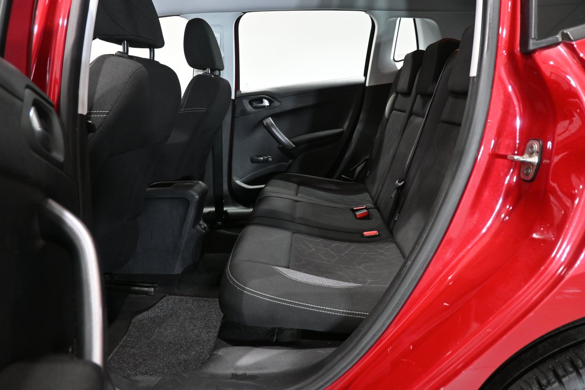 Foto Peugeot 2008 11