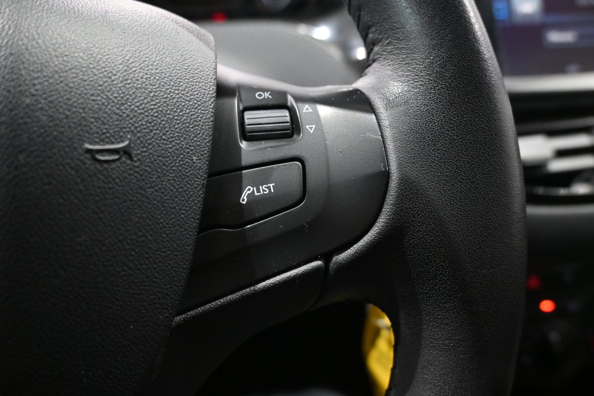 Foto Peugeot 2008 21