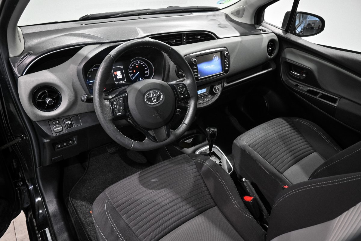 Foto Toyota Yaris 9