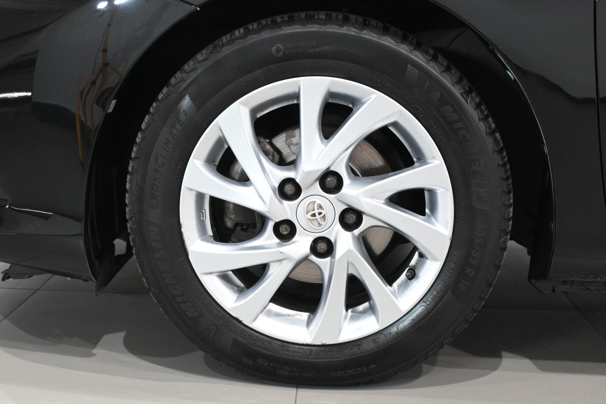 Foto Toyota Auris 27