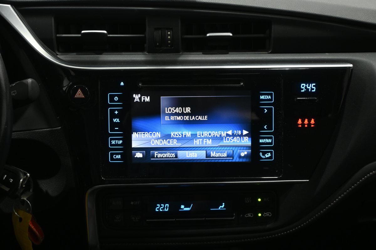 Foto Toyota Auris 14