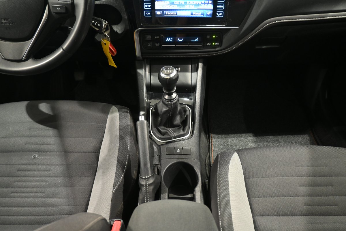 Foto Toyota Auris 19