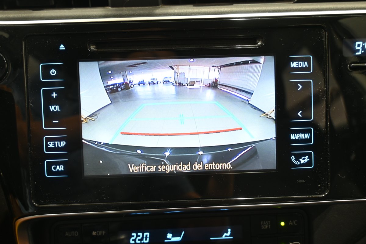 Foto Toyota Auris 15