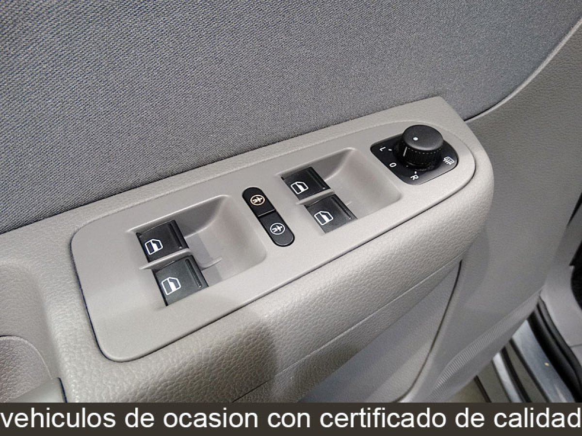 Foto Seat Alhambra 24