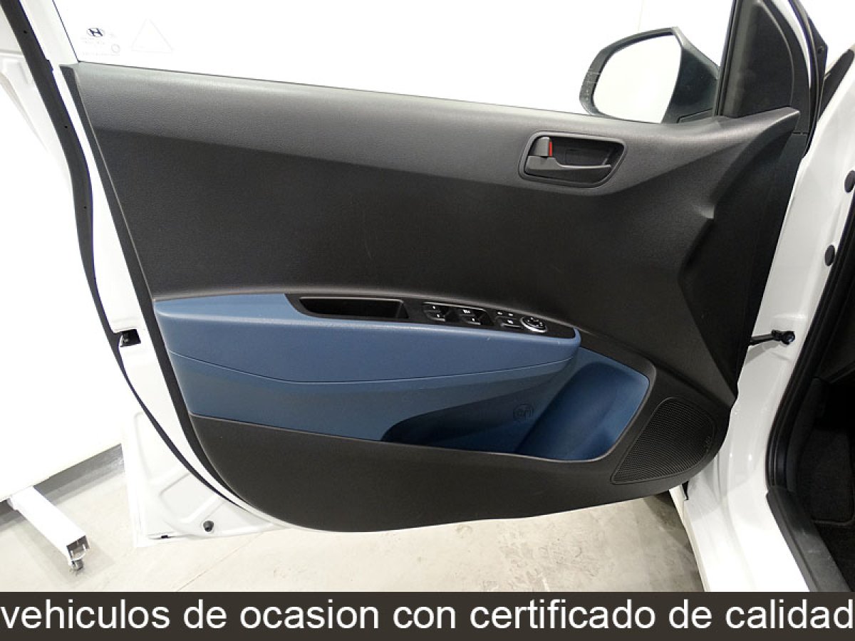 Foto Hyundai i10 16