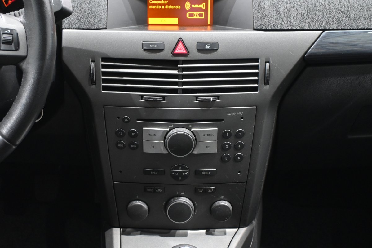 Foto Opel Astra 14
