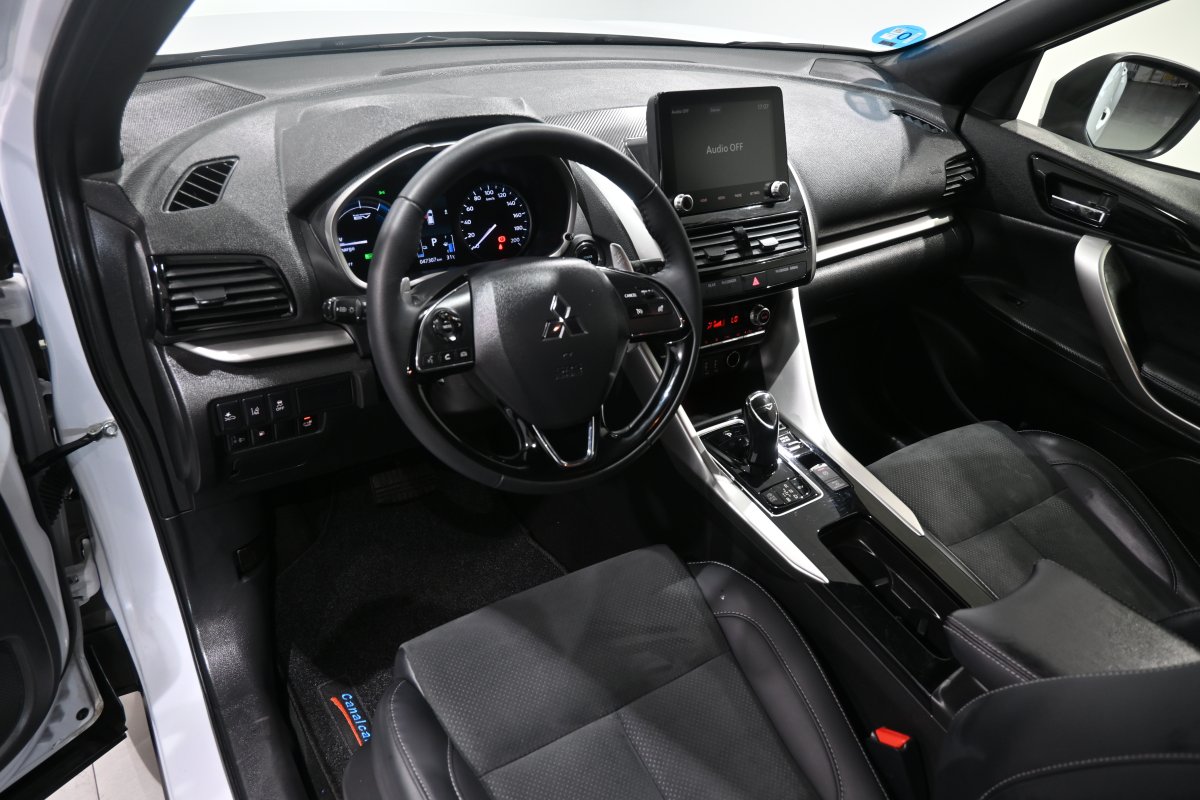 Foto Mitsubishi Eclipse Cross 9