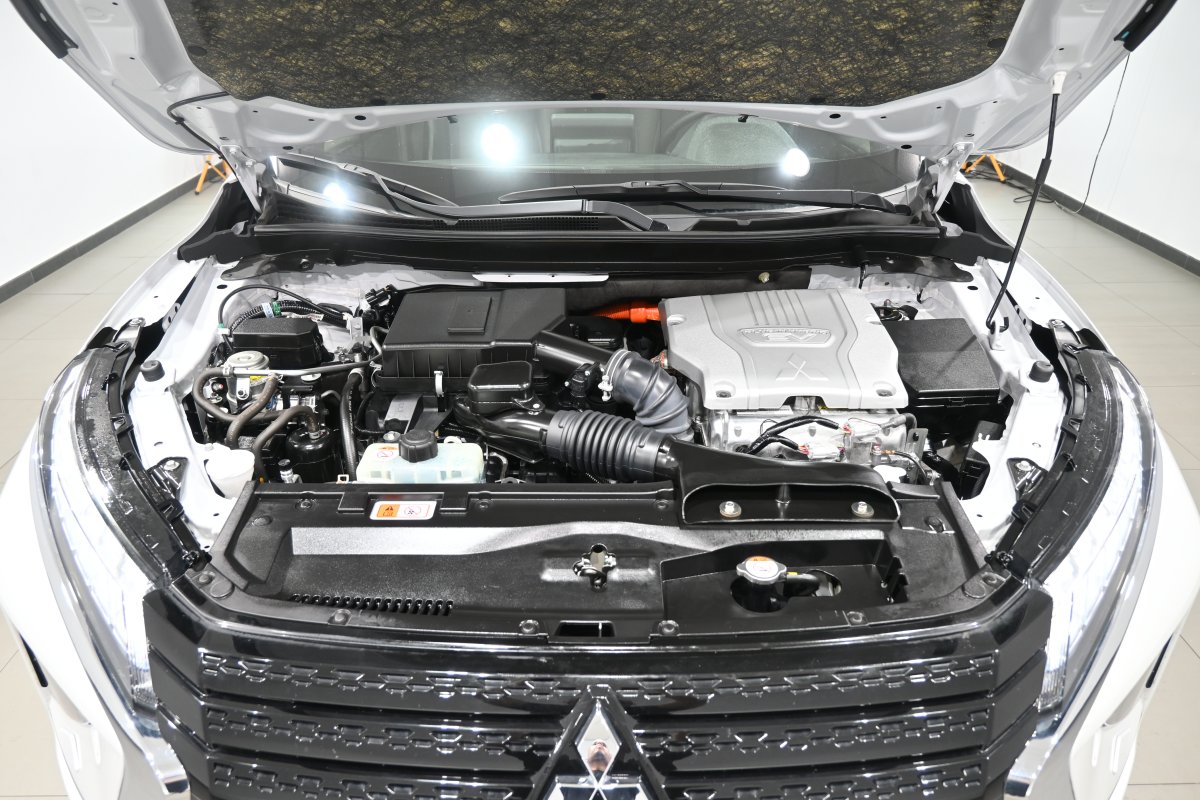 Foto Mitsubishi Eclipse Cross 7