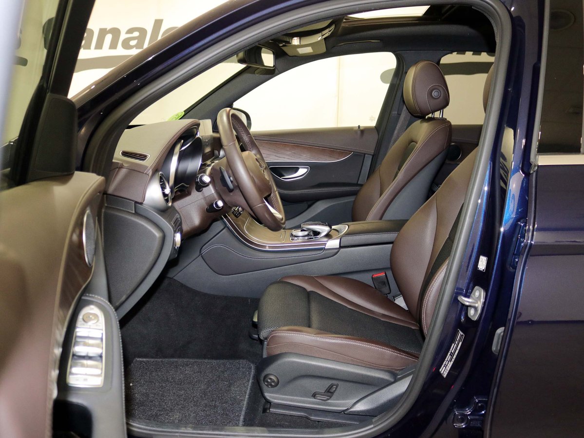 Foto Mercedes-Benz GLC 220 15