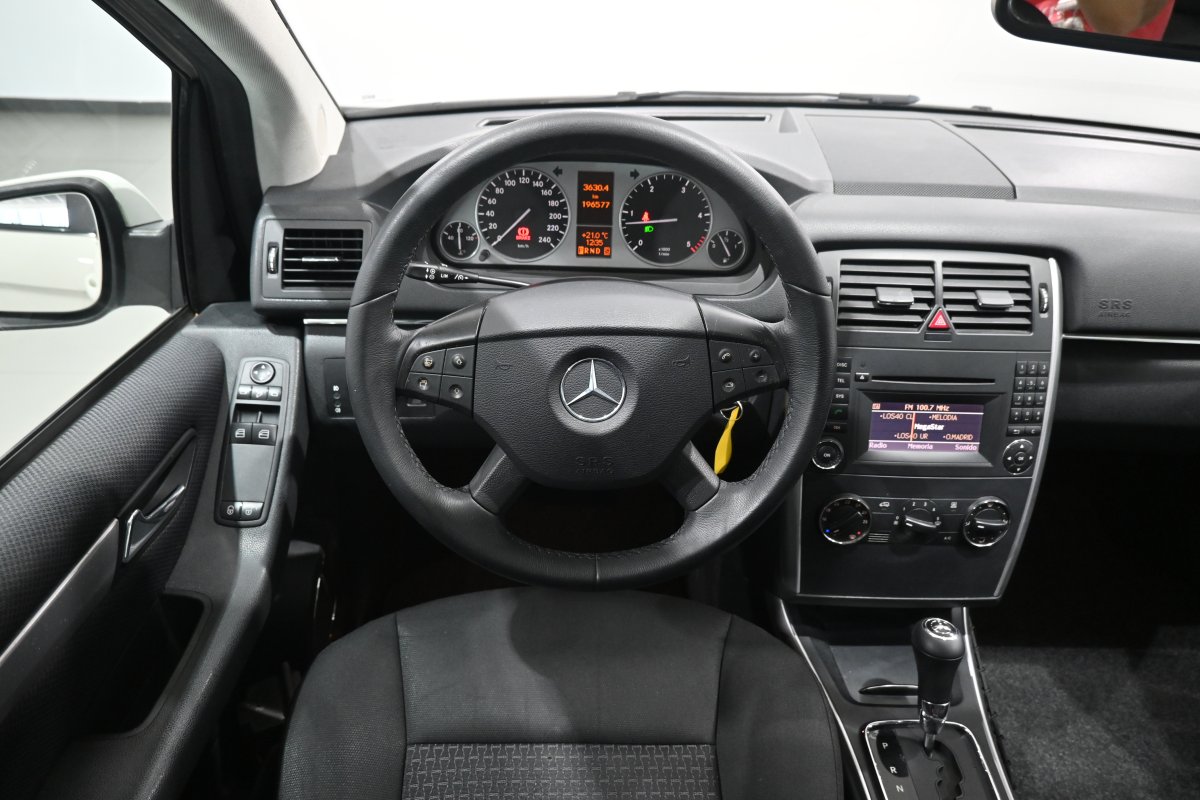 Foto Mercedes-Benz B 16