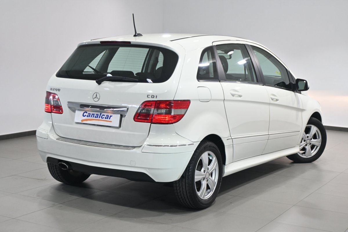 Foto Mercedes-Benz B 4