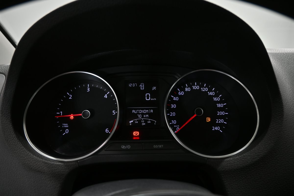 Foto Volkswagen Polo 14