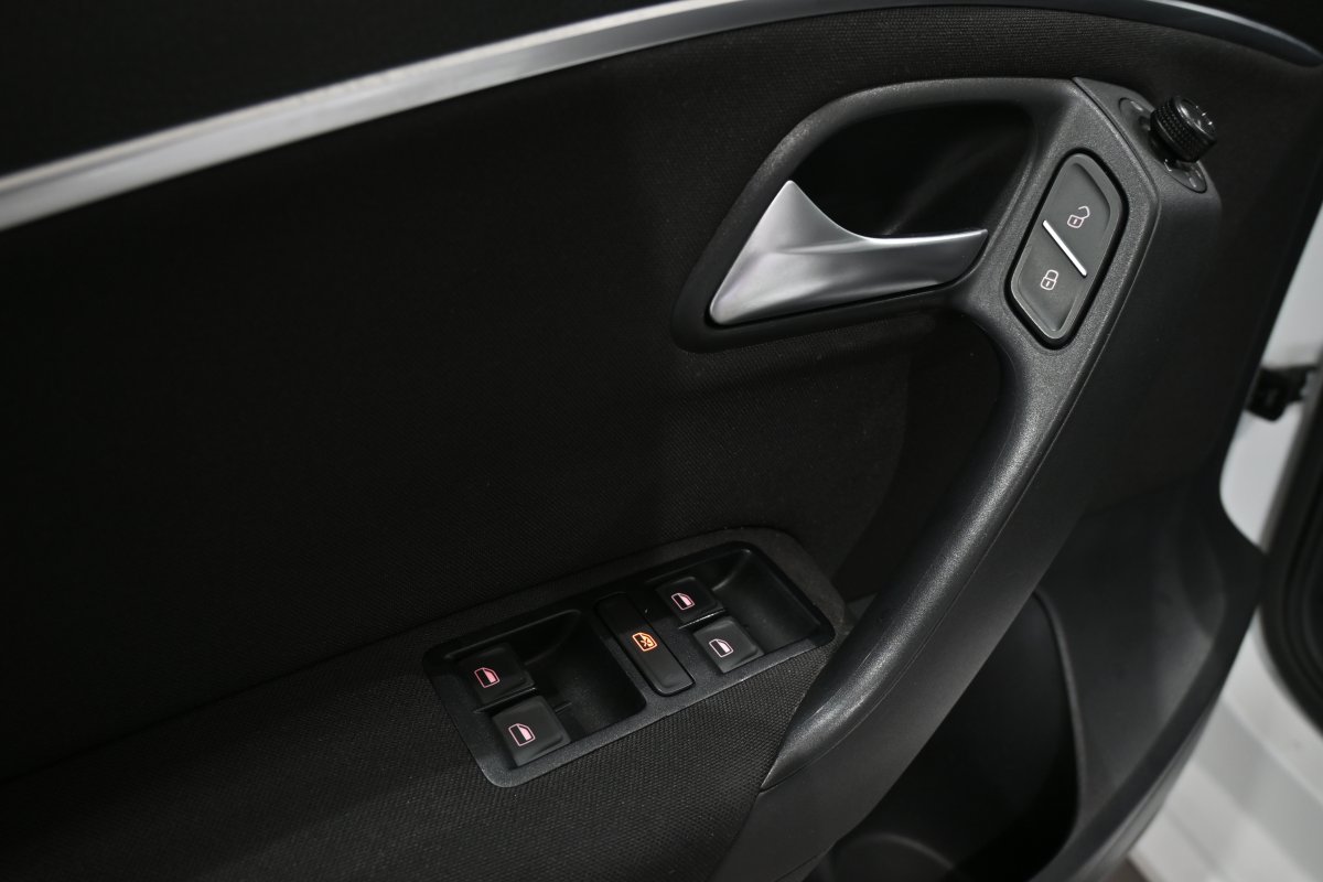 Foto Volkswagen Polo 22