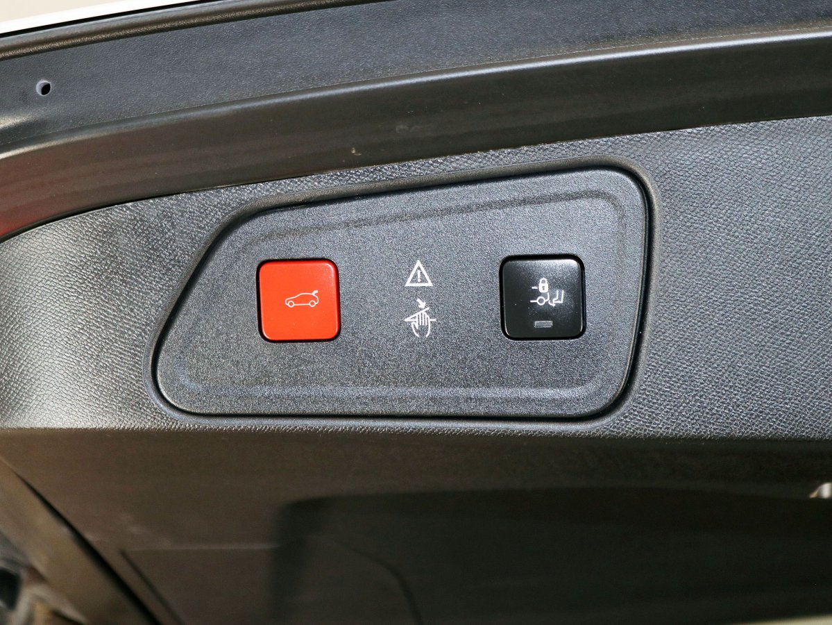 Foto Peugeot 3008 9
