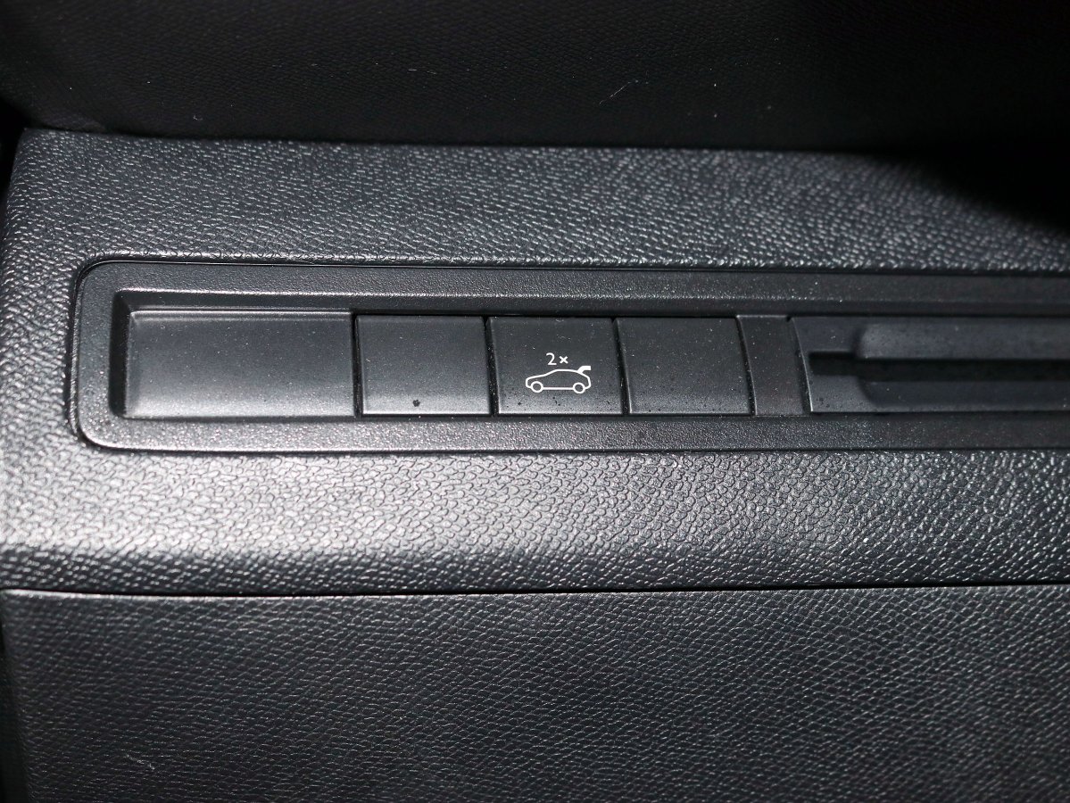 Foto Peugeot 3008 23