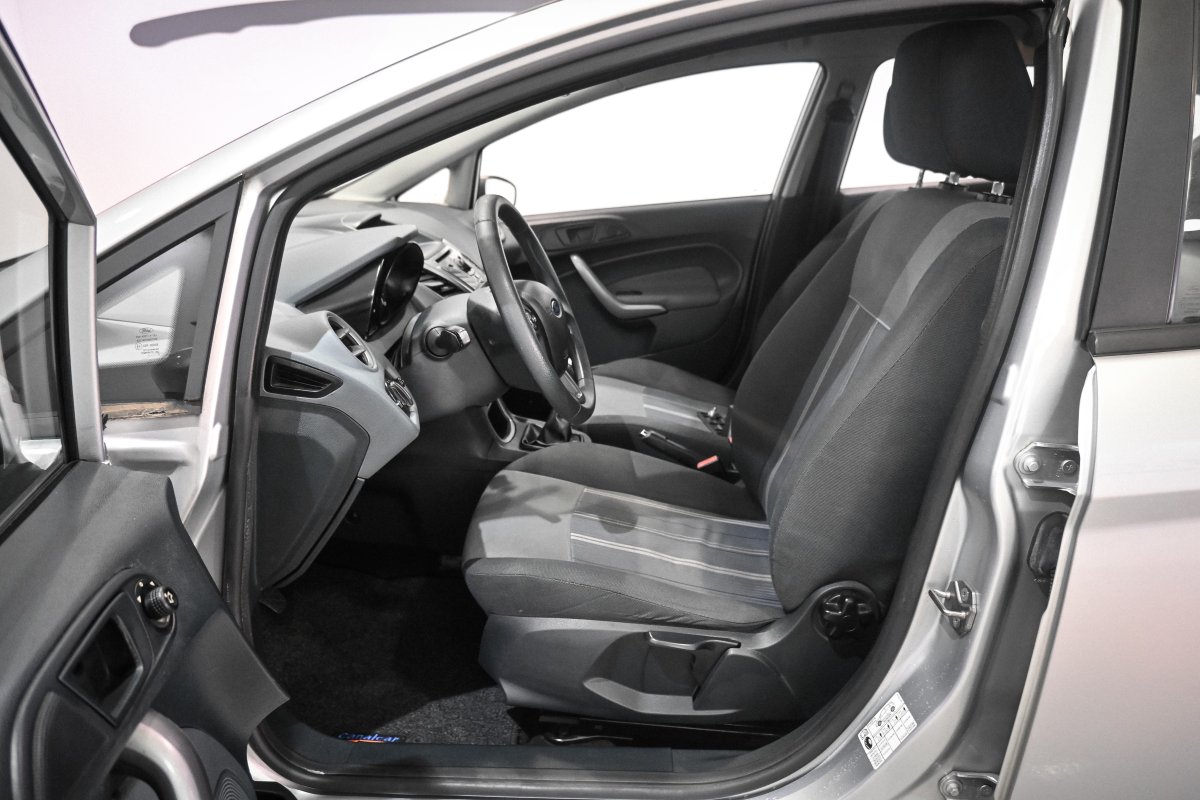 Foto Ford Fiesta 11
