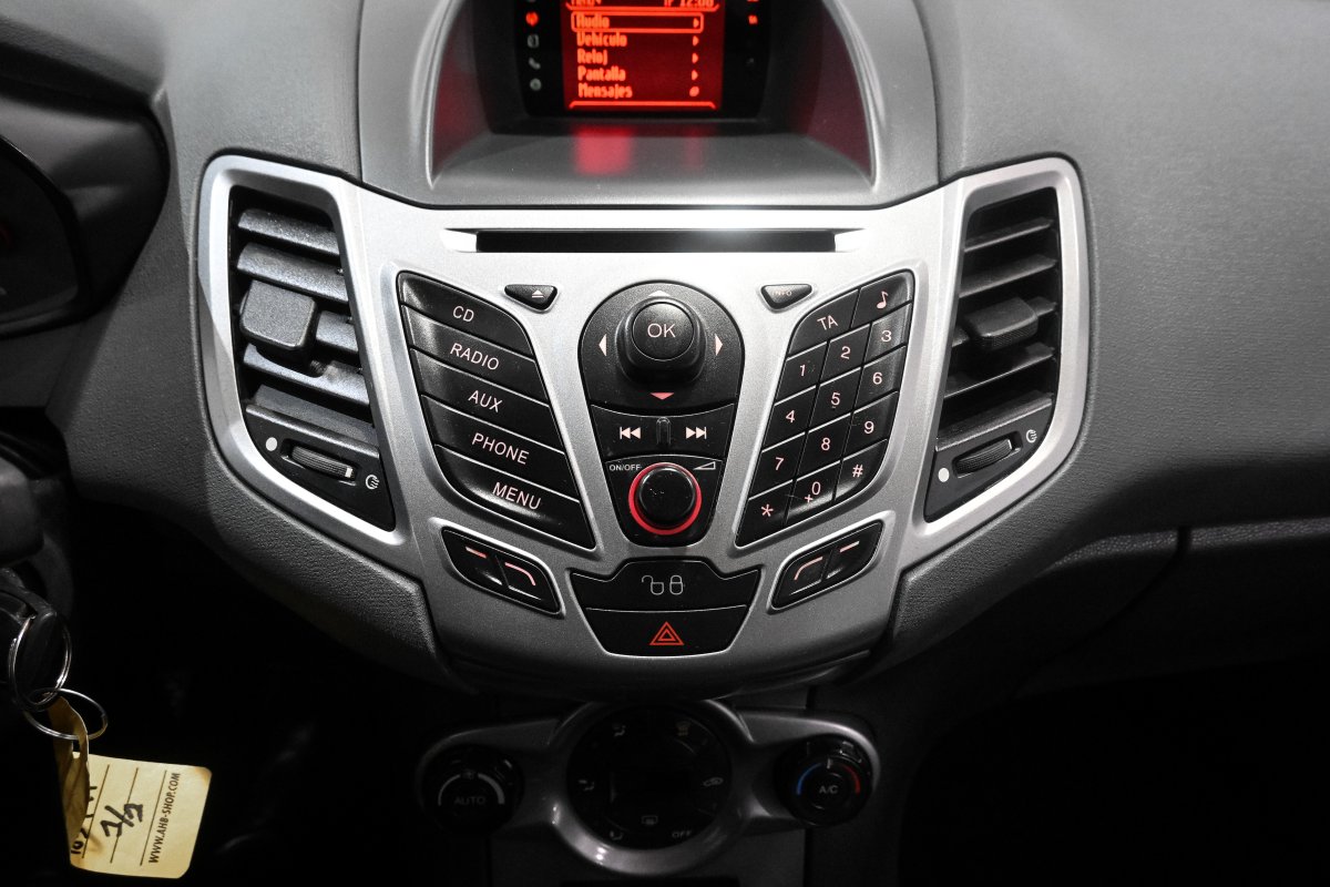 Foto Ford Fiesta 19
