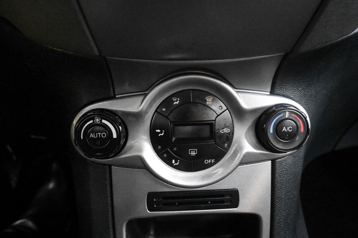 Foto Ford Fiesta 20