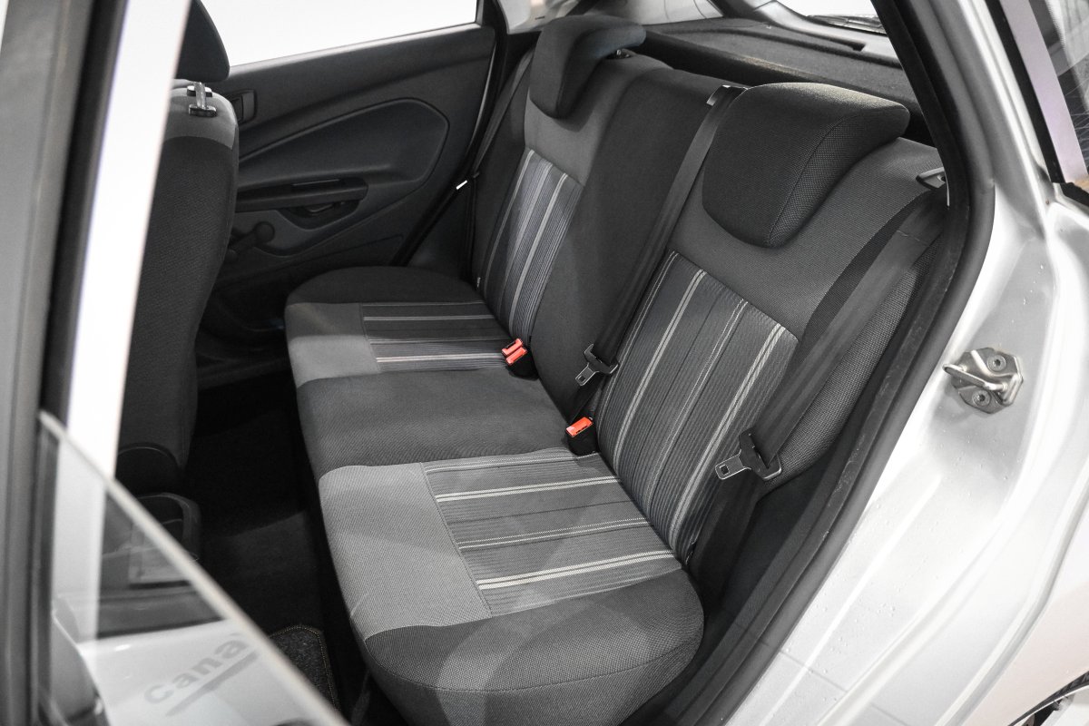 Foto Ford Fiesta 12