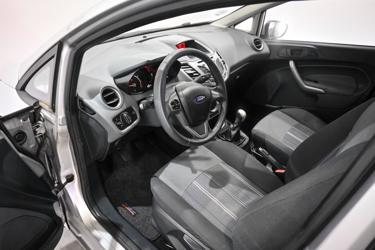 Foto Ford Fiesta 10
