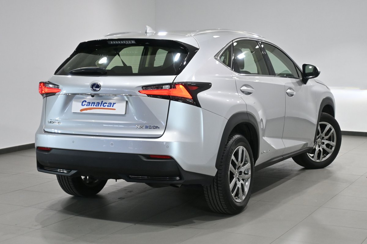 Foto Lexus NX 4