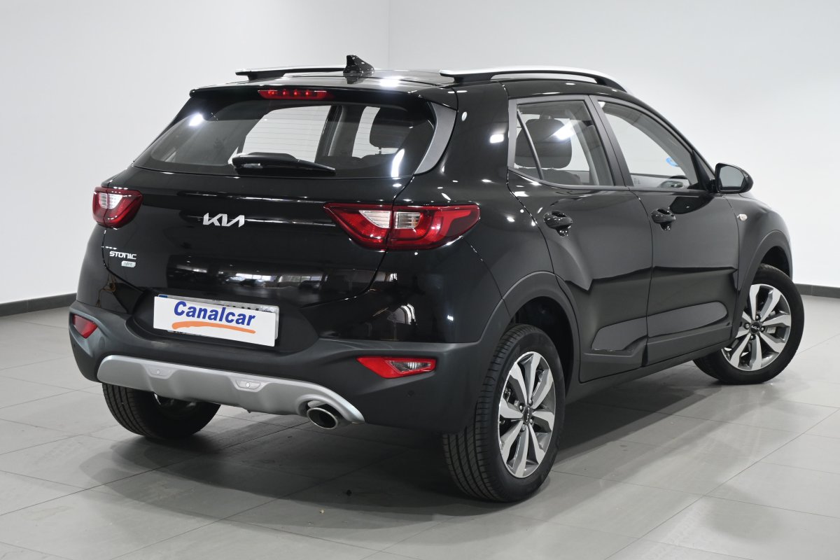 Foto Kia Stonic 4