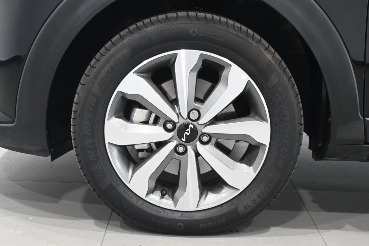 Foto Kia Stonic 30