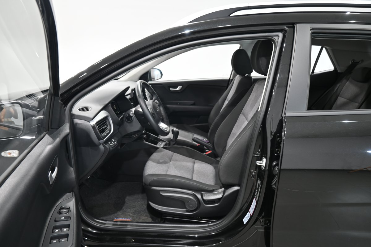 Foto Kia Stonic 10