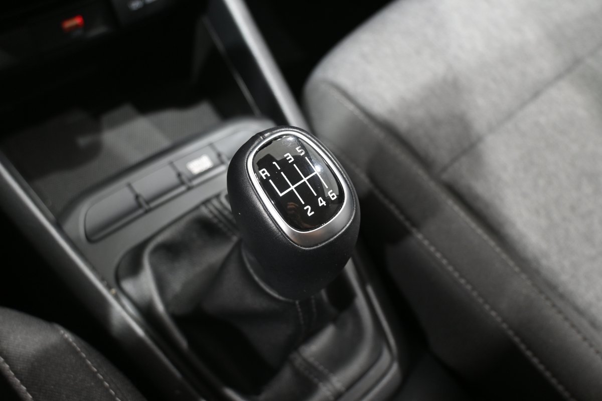 Foto Kia Stonic 22