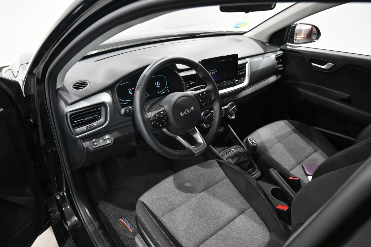 Foto Kia Stonic 9