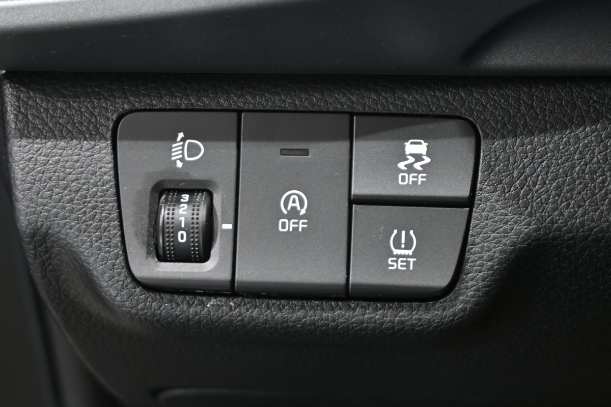 Foto Kia Stonic 28