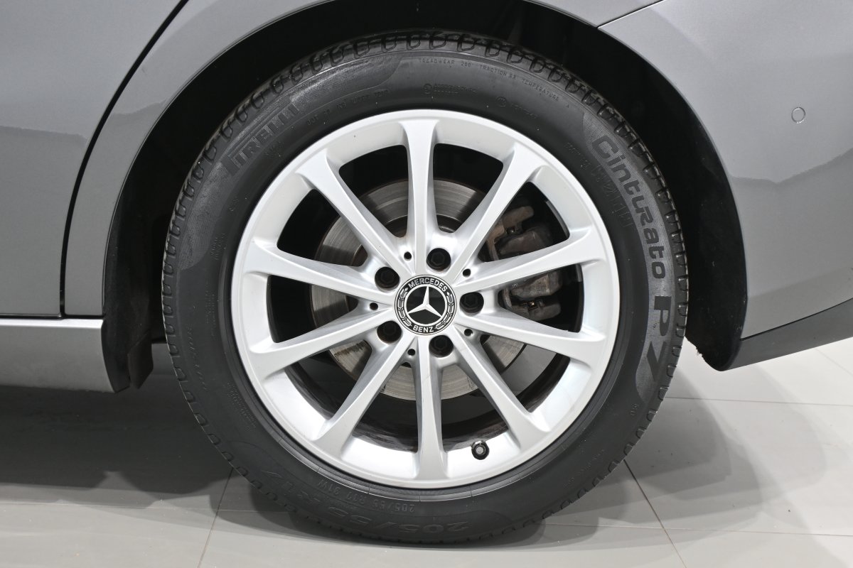 Foto Mercedes-Benz Clase B 33
