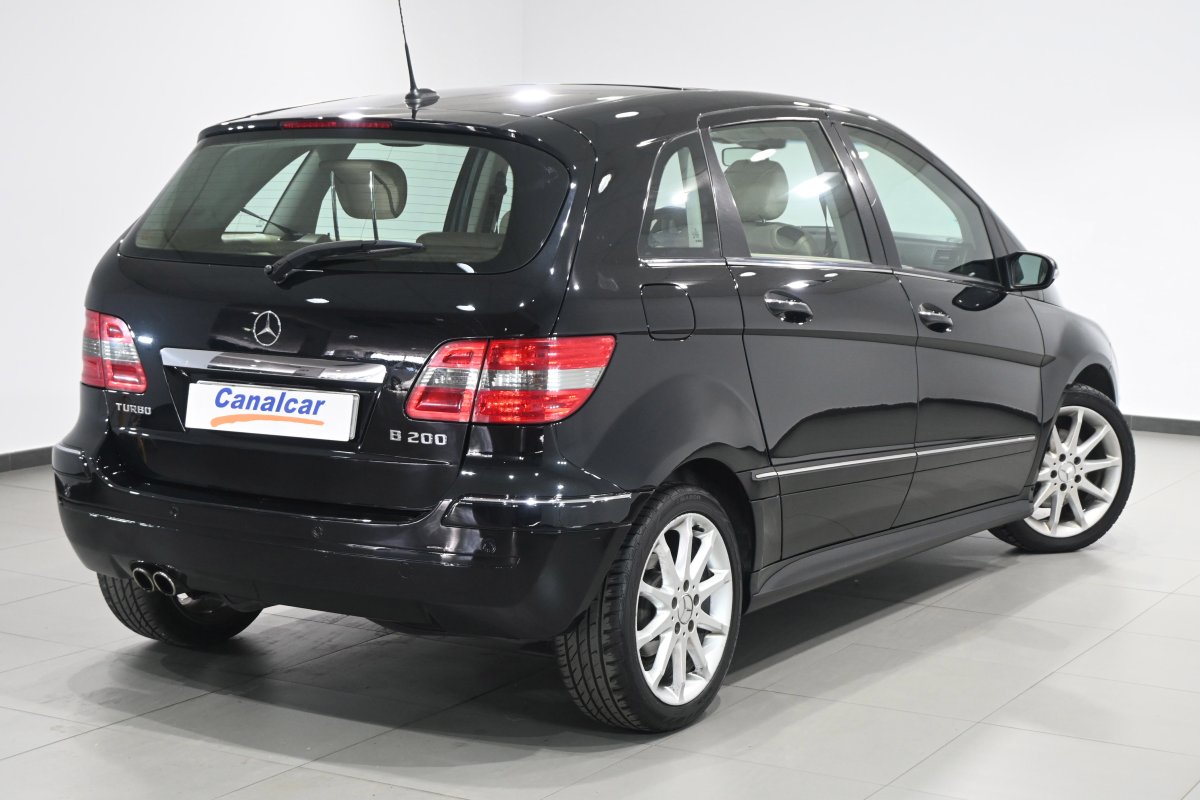 Foto Mercedes-Benz B 4
