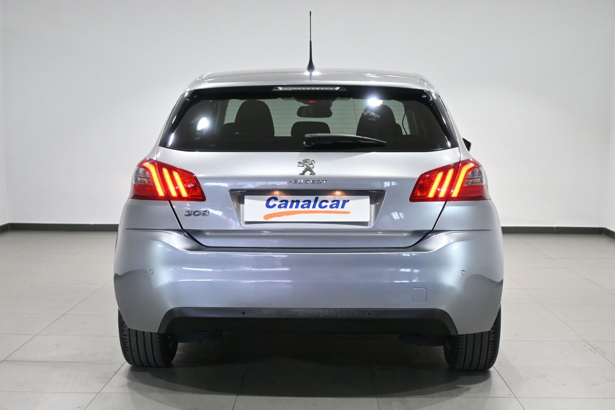 Foto Peugeot 308 5